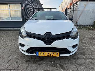 Renault Clio 0.9 TCe Life picture 2