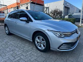  Volkswagen Golf 1.0 eTSI Life 2021/1