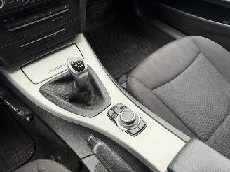 BMW 3-serie Touring 320i Business Line picture 11