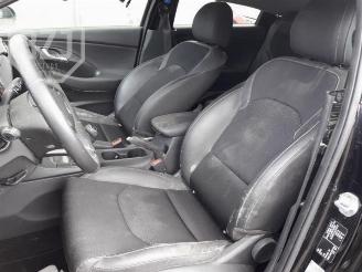 Hyundai I-30 i30 (PDEB5/PDEBB/PDEBD/PDEBE), Hatchback, 2016 1.0 T-GDI 12V picture 6