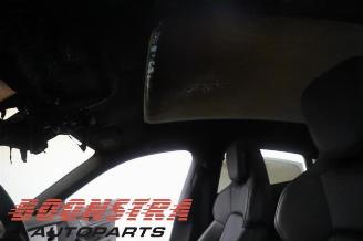 Porsche Taycan Taycan (Y1A), Sedan, 2019 4S picture 34