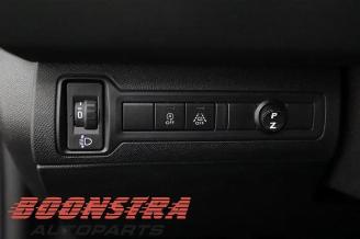 Peugeot 308 308 SW (L4/L9/LC/LJ/LR), Combi 5-drs, 2014 / 2021 1.2 12V e-THP PureTech 130 picture 8