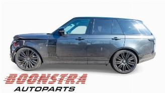 Land Rover Range Rover Range Rover IV (LG), Terreinwagen, 2012 / 2021 4.4 SDV8 32V picture 2