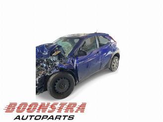 Salvage car Toyota Aygo Aygo X, Hatchback, 2022 1.0 12V VVT-i 2023/10