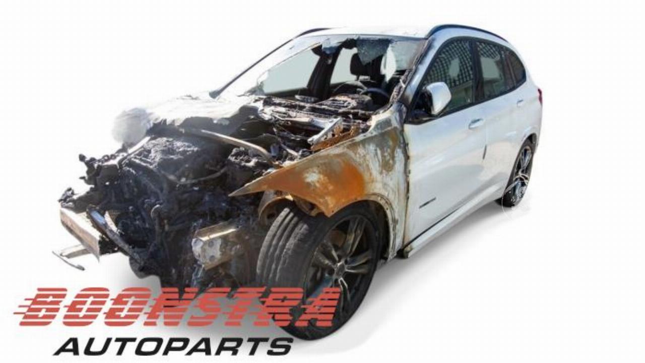 BMW X1 X1 (F48), SUV, 2014 / 2022 sDrive 20i 2.0 16V Twin Power Turbo