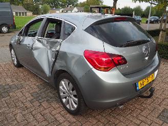 Opel Astra 1.4 Turbo cosmo picture 6