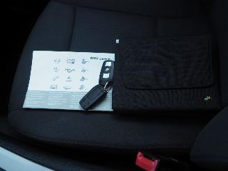 BMW 3-serie 318i Business Line picture 24