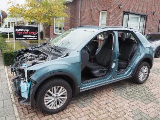 skadebil auto Volkswagen T-Roc 1.0 TSI Life 2023/9