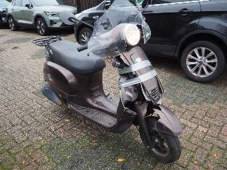 IVA  LUX50 picture 3