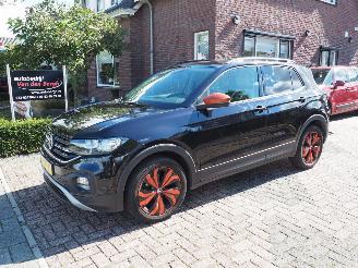 Schadeauto Volkswagen T-Cross 1.0 TSI Life 2020/4