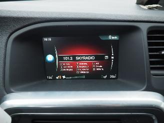 Volvo V-60 2.0 D2 Momentum picture 23