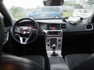Volvo V-60 2.0 D2 Momentum picture 18