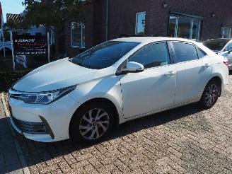 Unfallwagen Toyota Corolla 1.6 2020/2