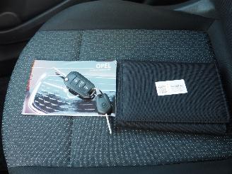 Opel  1.2 Online Edition picture 21