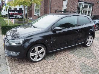 Schadeauto Volkswagen Polo 1.2 TSi Highline DSG 2011/1