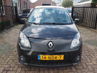 Renault Twingo 1.2-16V Dynamique picture 2