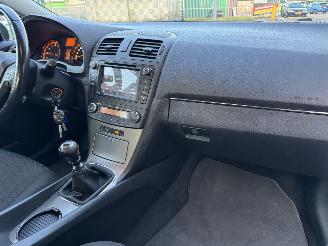 Toyota Avensis 1.8 VVTI Dynamic Airco 108KW picture 13