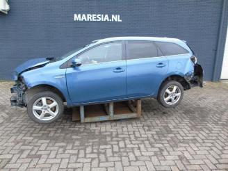 Toyota Auris Auris Touring Sports (E18), Combi, 2013 / 2018 1.8 16V Hybrid picture 3