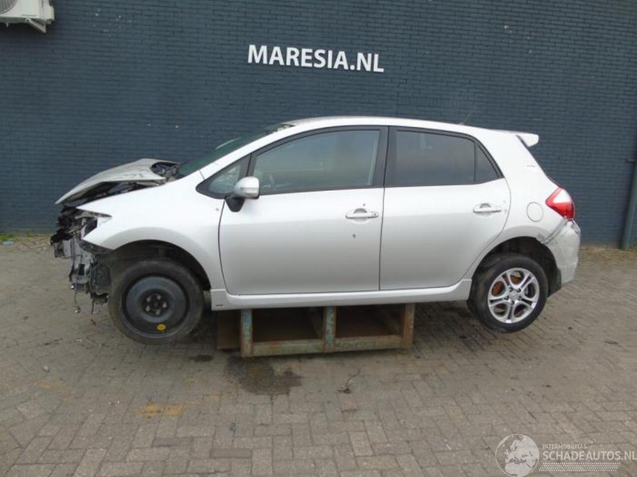 Toyota Auris Auris (E15), Hatchback, 2006 / 2012 1.4 D-4D-F 16V