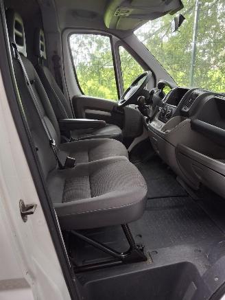 Citroën Jumper 30 L2H2 2.2HDI 120 picture 6