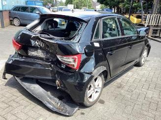 Audi A1 A1 Sportback (8XA/8XF), Hatchback 5-drs, 2011 / 2018 1.0 TFSI Ultra 12V picture 5