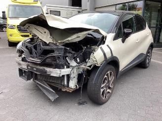 Dezmembrări autoturisme Renault Captur Captur I (2R), SUV, 2013 0.9 Energy TCE 12V 2013/9