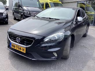  Volvo V-40 2.0 D2 R Design 2015/12