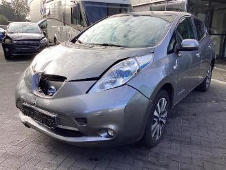  Nissan Leaf Leaf (ZE0), Hatchback, 2010 / 2017 Leaf 2014/12