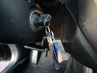 Subaru Forester 2.0 AWD picture 25
