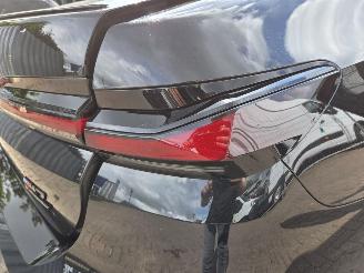 BMW 7-serie M760e picture 63