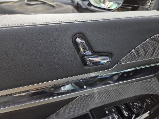 BMW 7-serie M760e picture 41