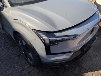 Sloopauto Volvo EX30 EX30, SUV, 2023 Single Motor Extended Range 69 kWh 2024/6
