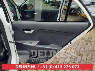 Kia Rio Rio IV (YB), Hatchback, 2017 1.0i T-GDi 100 12V picture 15