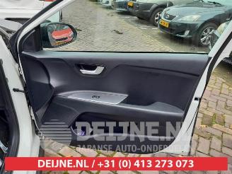 Kia Rio Rio IV (YB), Hatchback, 2017 1.0i T-GDi 100 12V picture 14