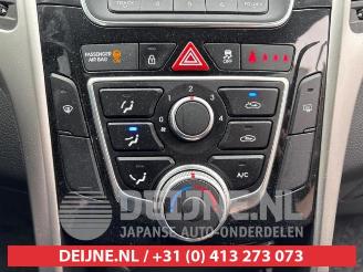 Hyundai I-30 i30 (GDHB5), Hatchback, 2011 1.4 16V picture 10