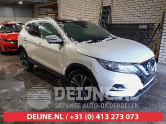 disassembly passenger cars Nissan Qashqai Qashqai (J11), SUV, 2013 1.3 DIG-T 160 16V 2019