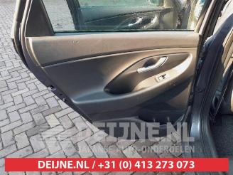 Hyundai I-30 i30 (PDEB5/PDEBB/PDEBD/PDEBE), Hatchback, 2016 1.0 T-GDI 12V picture 12