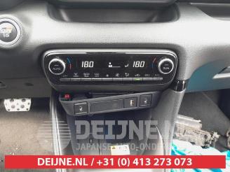 Toyota Yaris Yaris IV (P21/PA1/PH1), Hatchback, 2020 1.5 12V Hybrid 115 picture 25