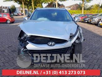 Hyundai Ix35 iX35 (LM), SUV, 2009 / 2015 1.6 GDI 16V picture 2