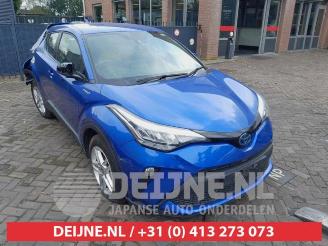 Uttjänta bilar auto Toyota C-HR C-HR (X1,X5), SUV, 2016 1.8 16V Hybrid 2021/11