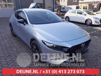 Vrakbiler auto Mazda 3 3 Sport (BP), Hatchback, 2018 2.0 SkyActiv-X M Hybrid 16V 2022