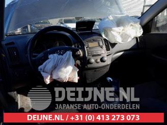 Hyundai I-30 i30 (FD), Hatchback, 2007 / 2011 1.6 CVVT 16V picture 16