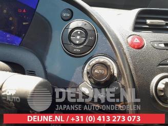 Honda Civic Civic (FK/FN), Hatchback, 2005 / 2012 1.4 i-Dsi picture 21