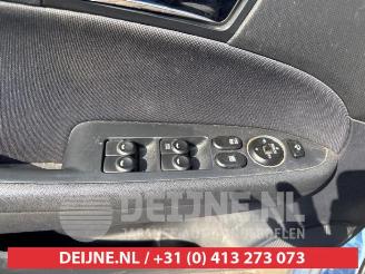 Hyundai I-30 i30 Crosswagon (WWH), Combi, 2007 / 2012 1.6 CVVT 16V picture 14