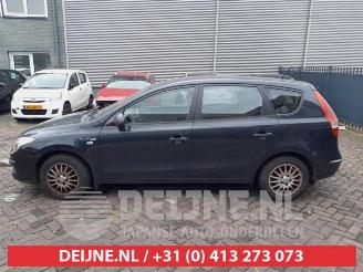 Hyundai I-30 i30 Crosswagon (WWH), Combi, 2007 / 2012 1.4 CVVT 16V picture 4