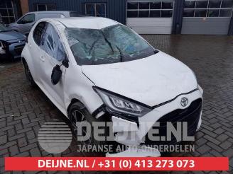 Uttjänta bilar auto Toyota Yaris Yaris IV (P21/PA1/PH1), Hatchback, 2020 1.5 12V Hybrid 115 2024/9