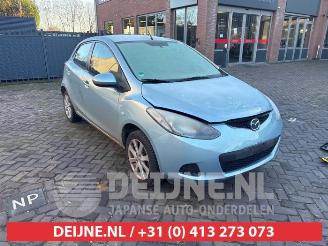 Vrakbiler auto Mazda 2 2 (DE), Hatchback, 2007 / 2015 1.3 16V S-VT 2008/2
