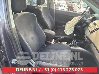 Mitsubishi Outlander Outlander (CW), SUV, 2006 / 2012 2.4 16V Mivec 4x2 picture 19