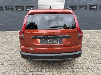 Dacia Jogger 1.6 Hybrid 7PERS / CLIMA / CRUISE / CAMERA picture 21