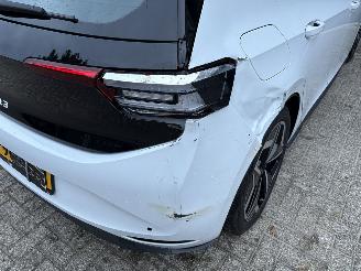 Volkswagen ID.3 PRO S  77kWh NAVI / CRUISE / PDC picture 5